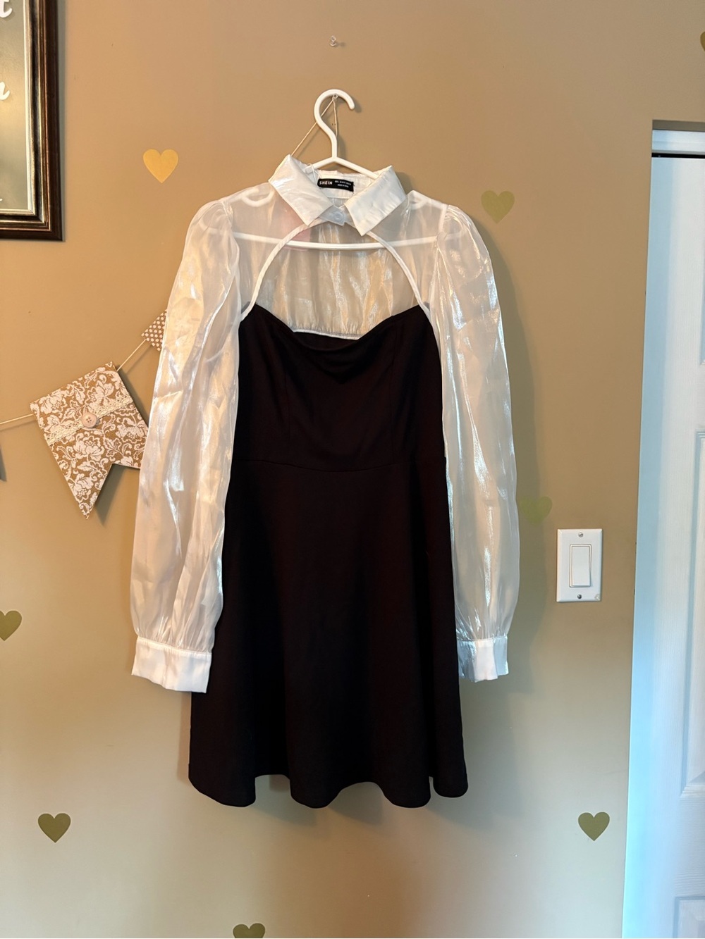 NWT SHEIN MOD Black Mini Dress Iridescent Puff Sleeves Cutout (ptp 17-18) - Picture 2 of 10